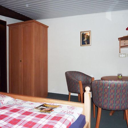 Hof Guttels Waldgasthof Ferienpension Rotenburg an der Fulda Rom bilde